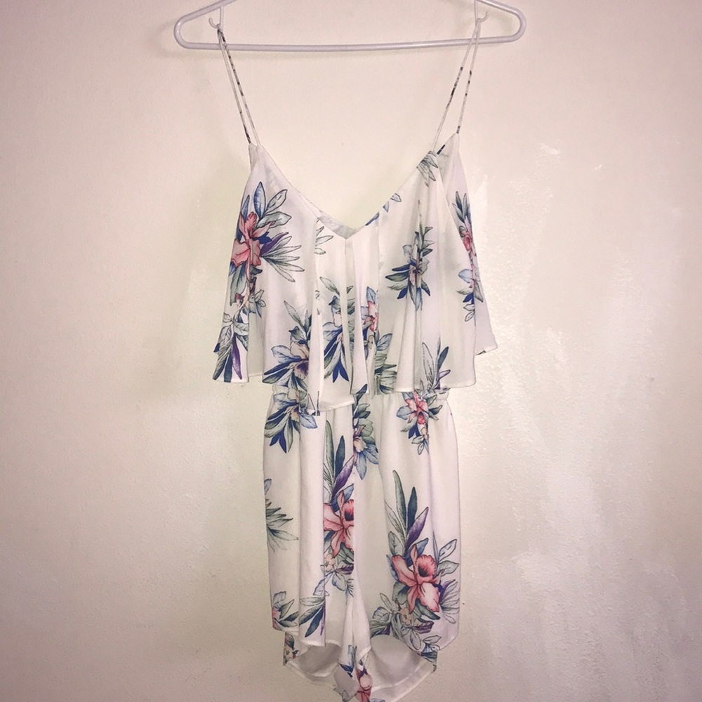 FOREVER 21 Cut-Out Back Romper NWOT